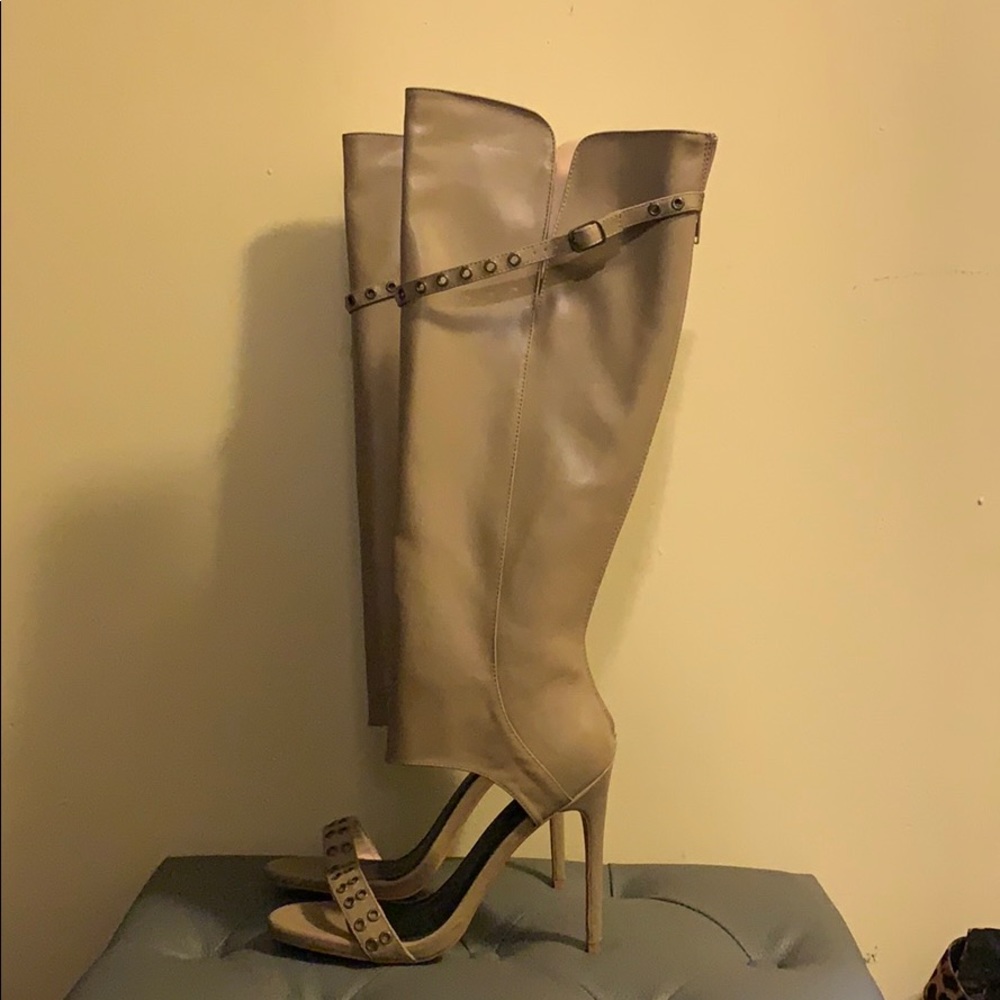 Tan Leather Zabella Rue Heels